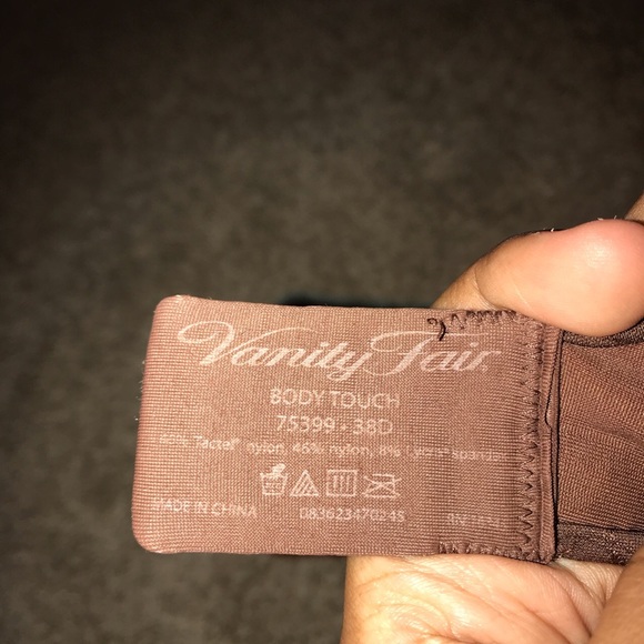 brown vanity fair bra - Picture 3 of 3